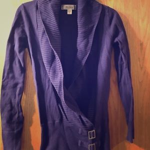 Light-weight sweater